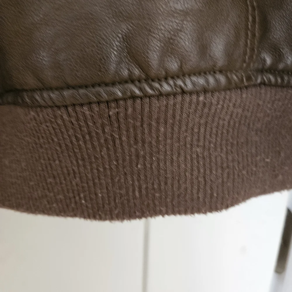 Levi's Men's Brown Faux-Leather Sherpa Lined Jacket - Picture 13 of 13